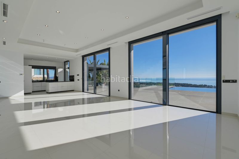 Foto de4327f5-52c6-4f65-bb90-da8825c2332a. Casa amb aparcament piscina a La Fustera Benissa