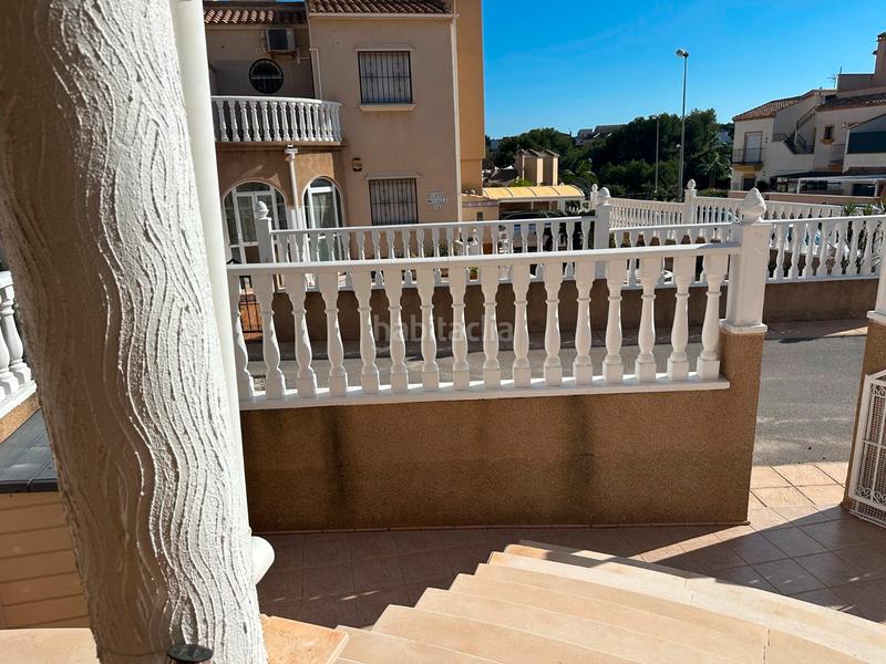 Foto 9d4ba5cf-c204-4ee3-a152-22be1240ce42. Semi detached house with parking pool in Villamartín-Las Filipinas Orihuela