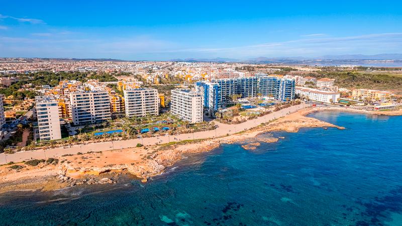 Foto c95b90c2-e9ec-4e76-8869-4f29d1529794. Apartament amb aparcament piscina a Punta Prima Orihuela