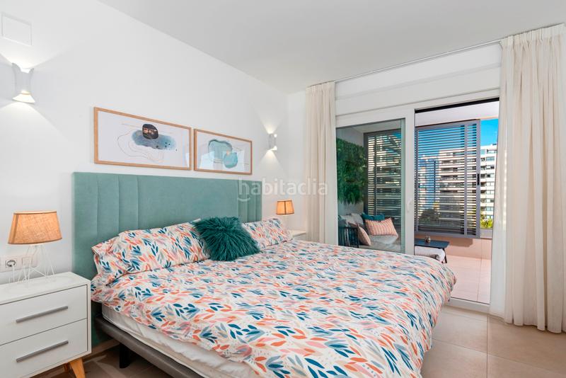 Foto f2f35136-7b92-408b-9b78-3d9e36deaa93. Apartament amb aparcament piscina a Punta Prima Orihuela