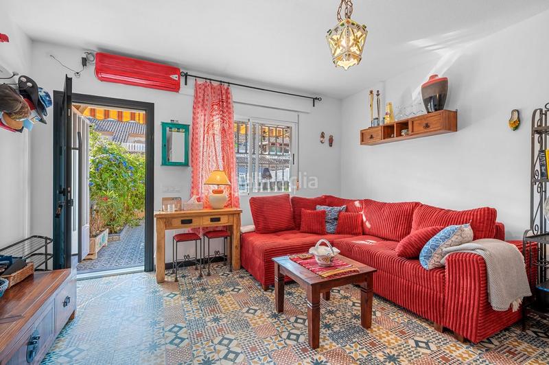 Foto f20e921f-6866-4d08-8b76-c3c611ae6c6f. Reihenhaus mit parking in Centro Alcázares (Los)