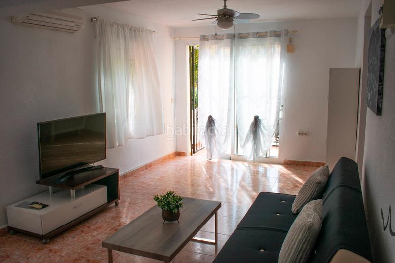 Foto ce902f68-63a7-45fb-b8ac-50a9dce71584. Casa amb calefacció aparcament piscina a Los Balcones-Los Altos Torrevieja