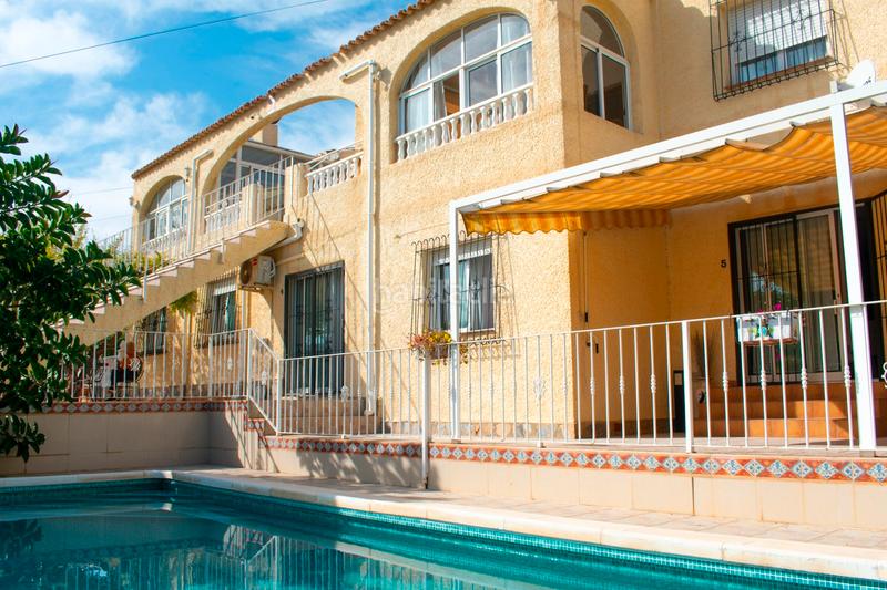 Foto d86d7e99-b527-4f7b-97f1-1146ddba0a01. Casa amb calefacció aparcament piscina a Los Balcones-Los Altos Torrevieja
