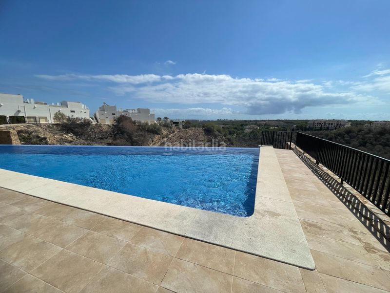 Foto acc0fcbb-2040-4abe-a3d6-ecc43349d034. Àtic amb piscina a Lomas de Cabo Roig - Los Dolses Orihuela