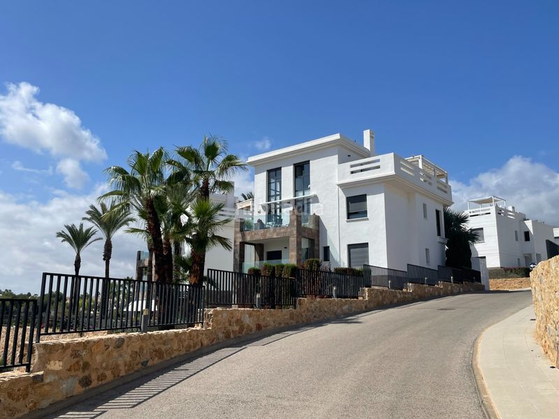 Foto b00c2ce6-81b7-4e84-a924-2f73d9ed2b01. Àtic amb piscina a Lomas de Cabo Roig - Los Dolses Orihuela