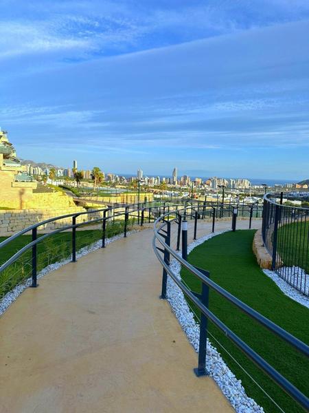 Foto 8b2b20c2-e57d-45de-a2a7-b451a980b521. Appartement avec parking piscine dans Golf Bahía Finestrat