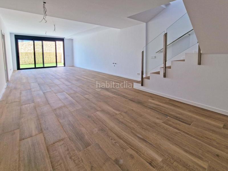 Foto 6ad517f1-3812-47ef-930a-ac1f8e37f552. Duplex with parking pool in Golf Bahía Finestrat