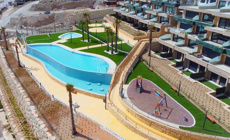 Foto 98da7111-ee37-4a02-a450-5f97ab1a29ce. Duplex with parking pool in Golf Bahía Finestrat