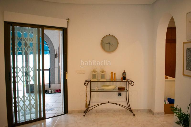 Foto 13221e1d-7edf-4d56-9a90-9ba20bad7756. Maison avec chauffage parking piscine dans Zona Carrefour - Urbanizaciones Torrevieja