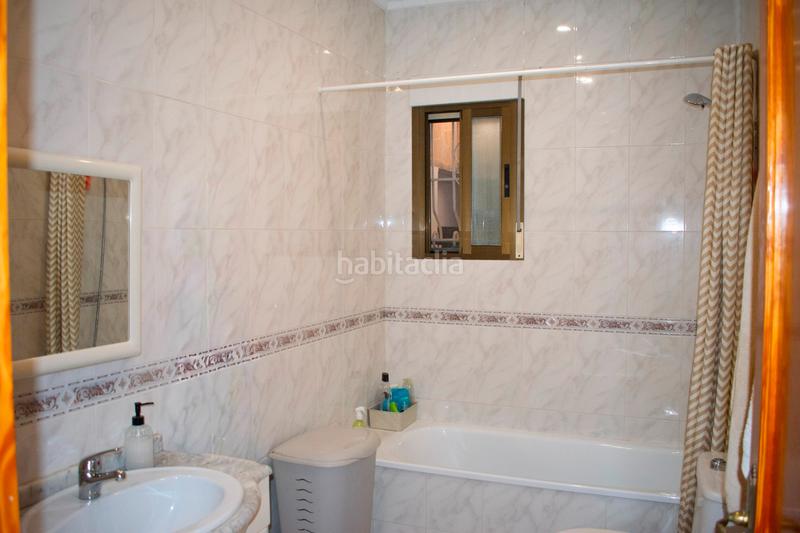 Foto deacf36b-90bb-49dd-b40b-aac92e68d510. Maison avec chauffage parking piscine dans Zona Carrefour - Urbanizaciones Torrevieja