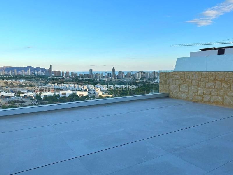 Foto 525ee0d1-46cd-403c-84e5-c2515ecb1625. Attique avec parking piscine dans Golf Bahía Finestrat