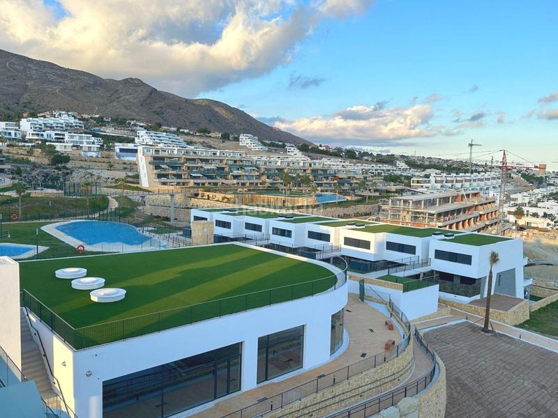 Foto a22621f3-fa3f-4bdb-823b-987046255ead. Attique avec parking piscine dans Golf Bahía Finestrat