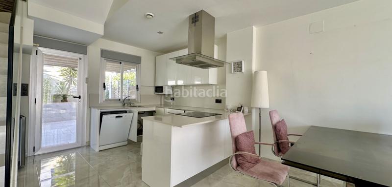 Foto 95d70972-0215-43ae-a6a4-84bcc4add4d4. Casa con parcheggio piscina in Lomas de Cabo Roig - Los Dolses Orihuela