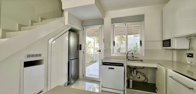 Foto b1a9a577-b397-471d-9bb7-cfbcde3aeefc. Casa con parcheggio piscina in Lomas de Cabo Roig - Los Dolses Orihuela