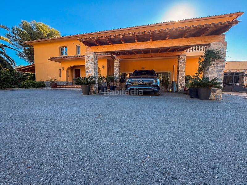 Foto 1090466b-980a-4952-adfc-d79f2a6b4768. Masia amb calefacció aparcament piscina a Las Bayas Elche / Elx