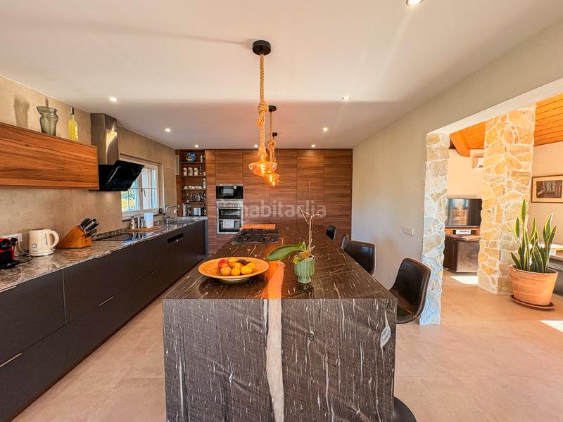 Foto 99d74682-9603-4fde-96b0-5caf28fecad2. Masia amb calefacció aparcament piscina a Las Bayas Elche / Elx