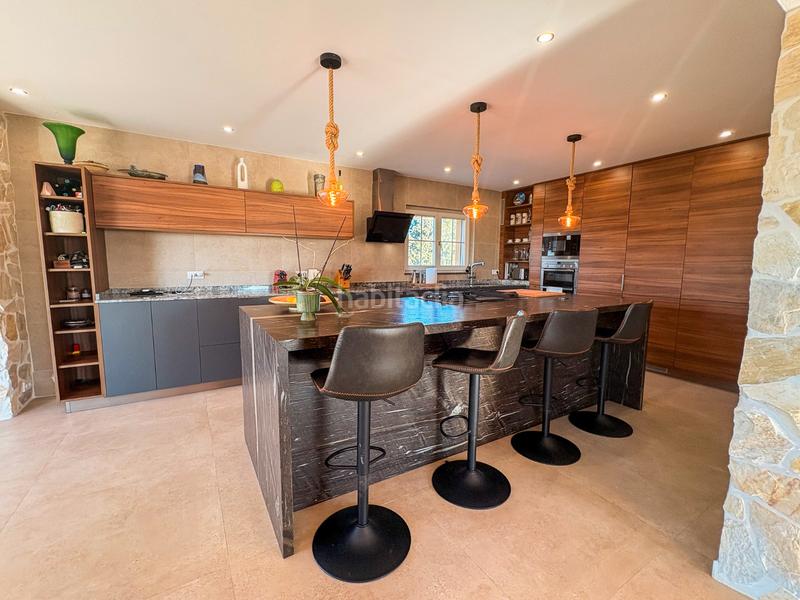 Foto a4e3cf96-b33a-48d4-ad88-2361aea1eaeb. Masia amb calefacció aparcament piscina a Las Bayas Elche / Elx