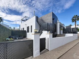 Casa a Lomas de Campoamor - Las Ramblas. Presentamos estanbspcasa contemporánea situada en una exclusiva