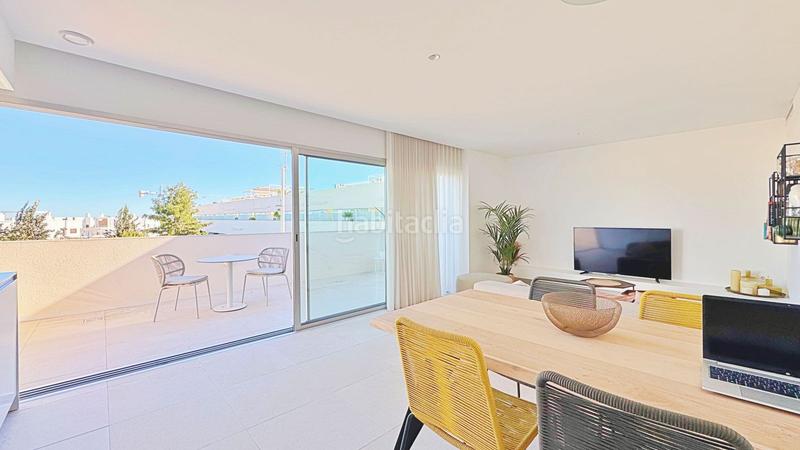 Foto b94a5705-1ed4-46b2-b433-ad84ddb01413. Casa con piscina in La Florida Orihuela