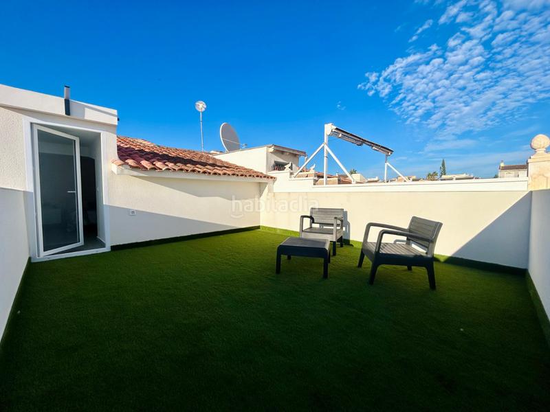 Foto ceec8835-0d61-4a3a-bbc2-351338b7b8ad. Reihenhaus in Zona Carrefour - Urbanizaciones Torrevieja