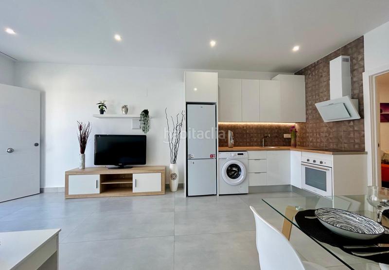 Foto d9c374e3-508e-4687-b465-044115fd1e5e. Reihenhaus in Zona Carrefour - Urbanizaciones Torrevieja