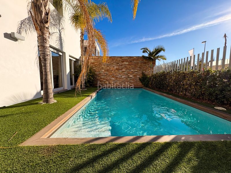Foto 4b5cd478-b75b-4ddf-adaa-53fb47f4975c. Casa amb aparcament piscina a Pueblo Lucero Rojales