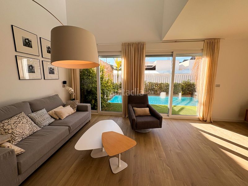 Foto 61f92b0d-d068-4eed-8dd7-789474494514. Casa amb aparcament piscina a Pueblo Lucero Rojales