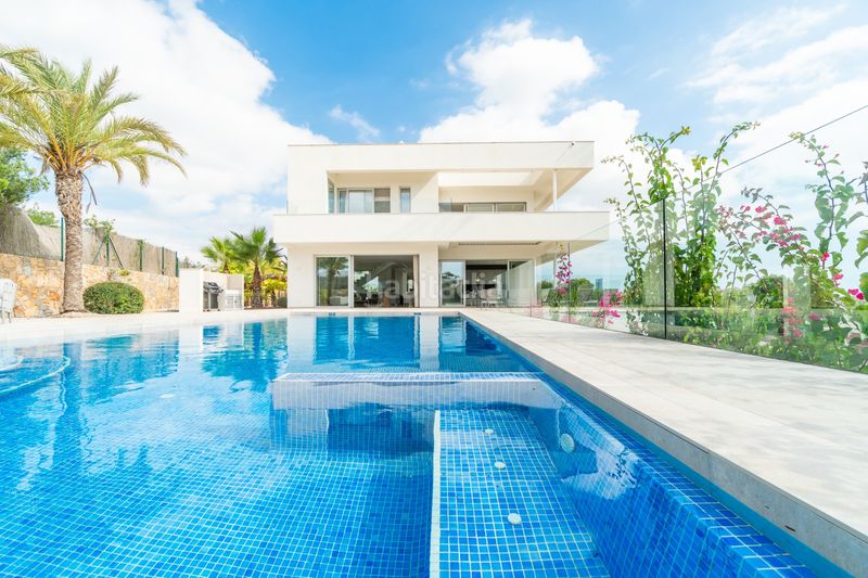 Foto 64c41e57-305f-482a-b8fd-7eb7bcc2d6dd. Casa amb aparcament piscina a Lomas de Campoamor - Las Ramblas Orihuela