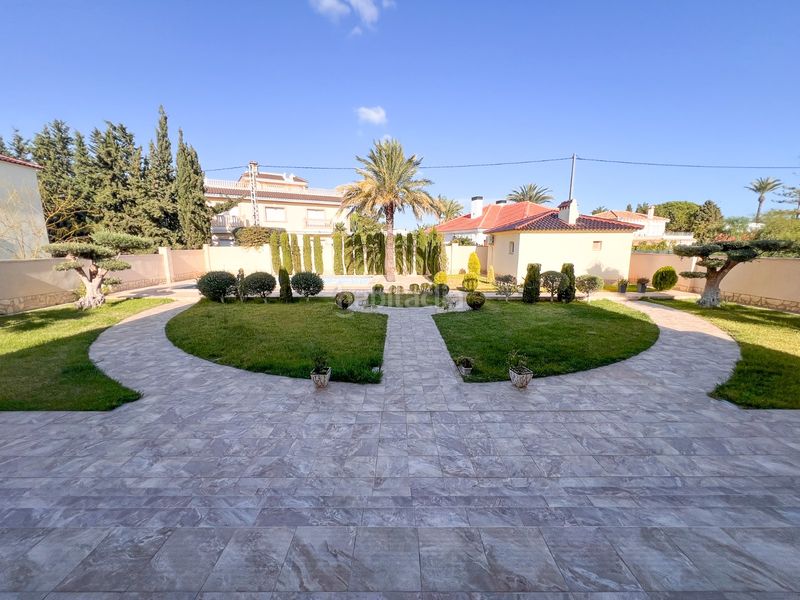 Foto e2643df8-c9f2-43f3-b786-60df5866e194. Casa amb calefacció aparcament piscina a Cabo Roig Orihuela