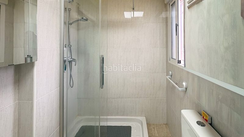 Foto 98ede0e7-03b5-4457-b55f-0b5b90a5efc3. Casa adossada amb aparcament piscina a Los Arenales del Sol Elche / Elx