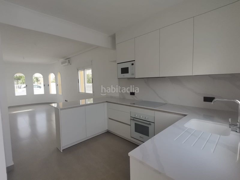 Foto f7e77ad8-2c6c-4950-95f6-b55a05b4427a. Casa amb aparcament piscina a Algorfa