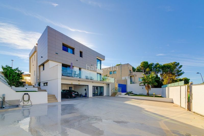 Foto 3bebf4b9-5d68-4ffe-8e1f-a471d147d70a. Casa amb aparcament piscina a Los Balcones-Los Altos Torrevieja