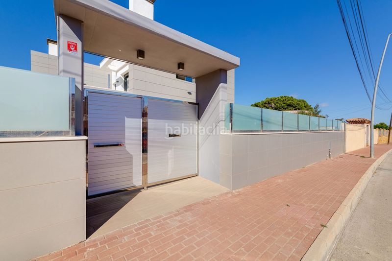 Foto 455ddf83-aa77-4e9a-989b-3689cda7bfe3. Casa amb aparcament piscina a Los Balcones-Los Altos Torrevieja