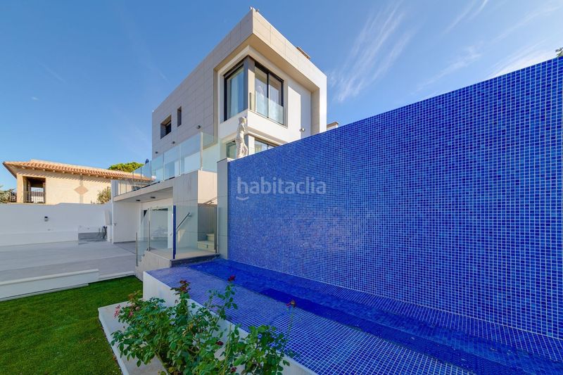 Foto 93a9e166-7e7f-4ffe-bd25-7b1c811d39f8. Casa amb aparcament piscina a Los Balcones-Los Altos Torrevieja
