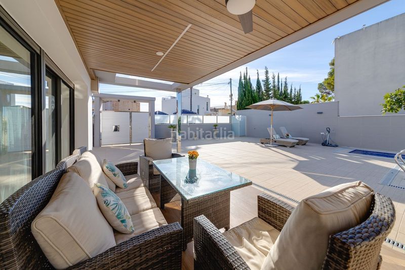 Foto eb81a892-2008-4a45-bc7f-ec0f4106883e. Casa amb aparcament piscina a Los Balcones-Los Altos Torrevieja