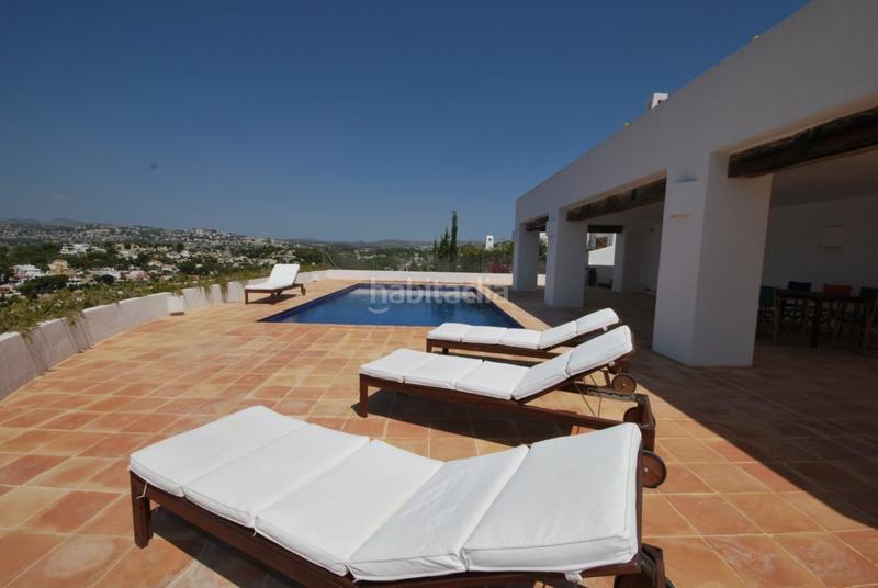 Foto 26efdc69-04a0-4687-8b28-85df818a7147. Casa amb aparcament piscina a El Portet-Pla del Mar Moraira