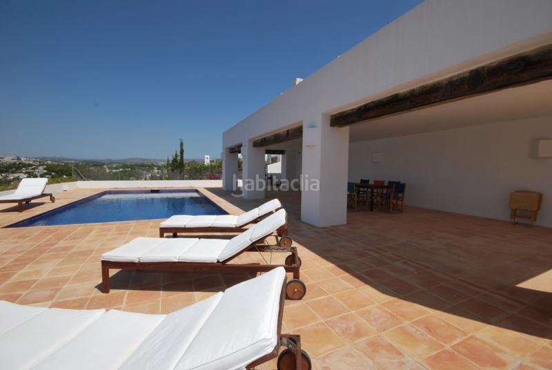 Foto bd70bd34-eb0f-437b-b702-48bfd8bdcd55. Casa amb aparcament piscina a El Portet-Pla del Mar Moraira