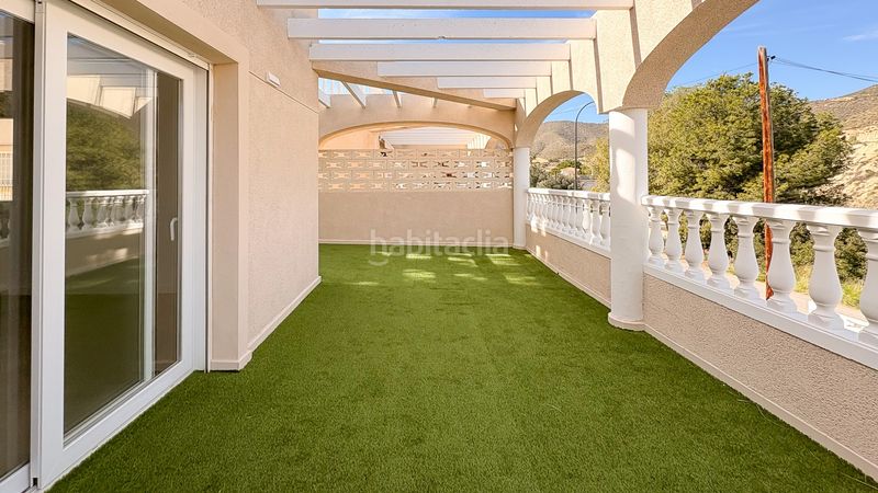 Foto 4c437d7b-ac97-4878-a41f-07c7f16b5284. Casa amb aparcament a Pueblo Acantilado-Lanuza Campello (el)