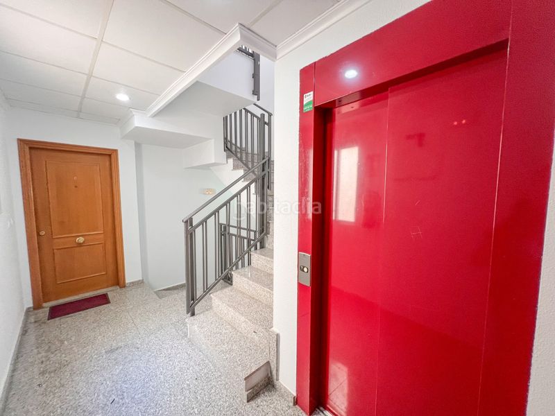 Foto 1dec1f26-0949-4401-bc54-f1e40e04c411. Àtic amb calefacció aparcament a Puerto Deportivo Torrevieja