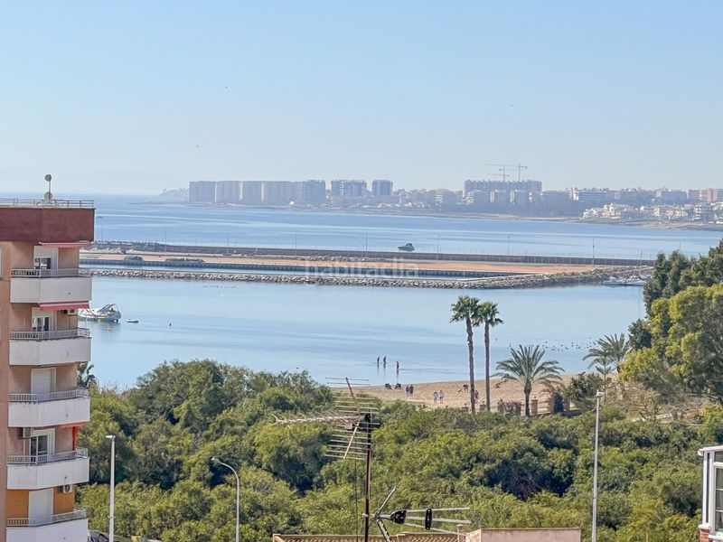 Foto 680b0fb6-a864-42e4-8f5d-922c8686b3b2. Àtic amb calefacció aparcament a Puerto Deportivo Torrevieja