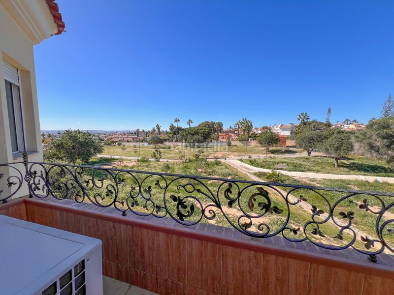 Foto c01ea9b3-10d3-4194-bb7d-29ccb998f0ac. Casa amb calefacció aparcament piscina a Rojales