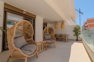 Planta baixa a Playa Flamenca. Descubra este encantadornbspapartamento en planta baja en playa