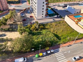 Terreny residencial a Puerto Deportivo. Se ofrece en venta unnbspsolar urbano de 942 m ubicado ennbspgua