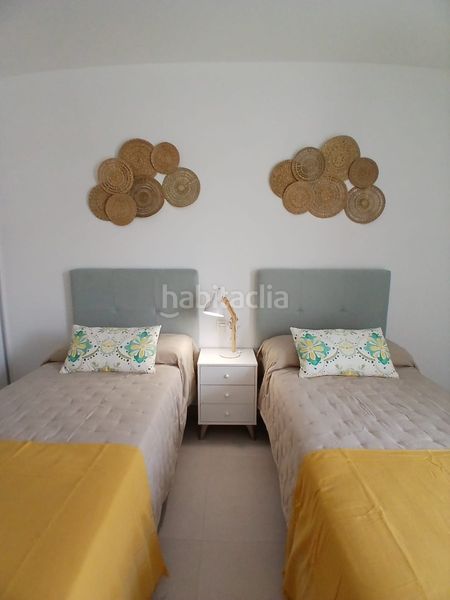 Foto 6fb485f6-94ef-4a92-afdf-de624f2b1135. Casa amb aparcament a Bigastro