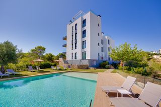 Piano terra in Lomas de Campoamor - Las Ramblas. Descubra este modernonbspapartamento en planta baja situado en e