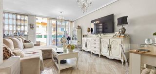 Casa adossada a La Florida. Descubra esta maravillosanbspcasa adosada reformada ubicada en l