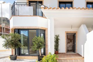 Semi detached house in Cox. Encantador conjunto residencial denbsp26 viviendas de obra nueva