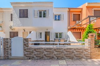 Maison jumelée à Los Narejos_Punta Calera. Descubra estenbspadosado completamente reformado en los alcázare