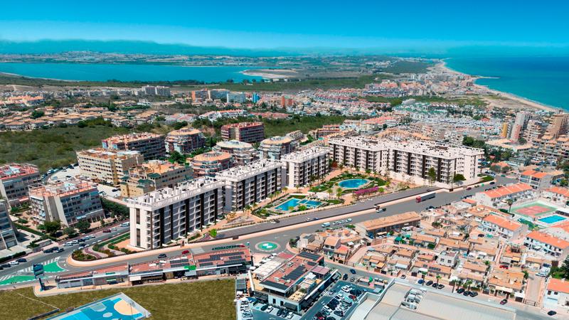 Foto a3f39203-d718-4922-bb3a-c8ee72694b2b. Àtic amb aparcament piscina a Torreblanca Torrevieja