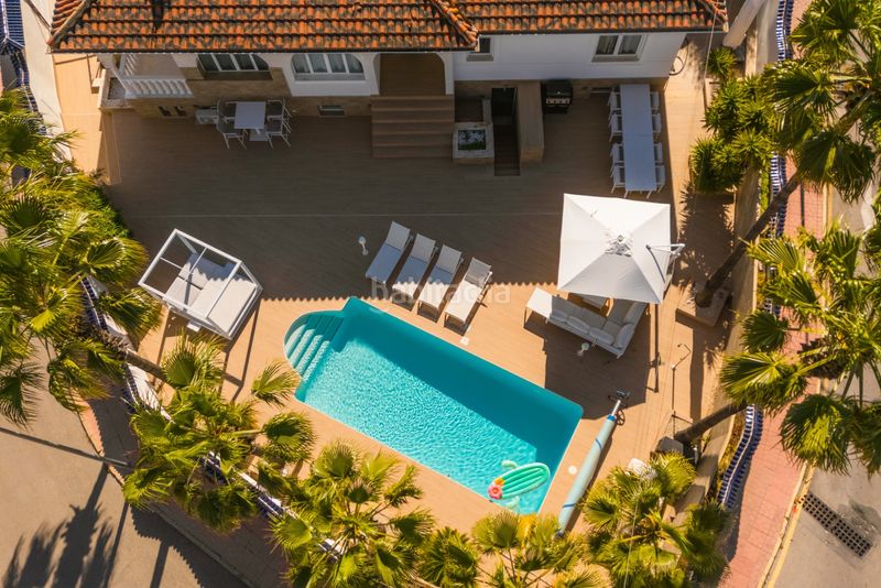 Foto f86de18a-cbb4-42bf-8e30-c77a9ae6dfcb. Casa amb aparcament piscina a Centro de la Ciudad Quesada Rojales